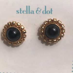 Stella & Dot Gigi earring